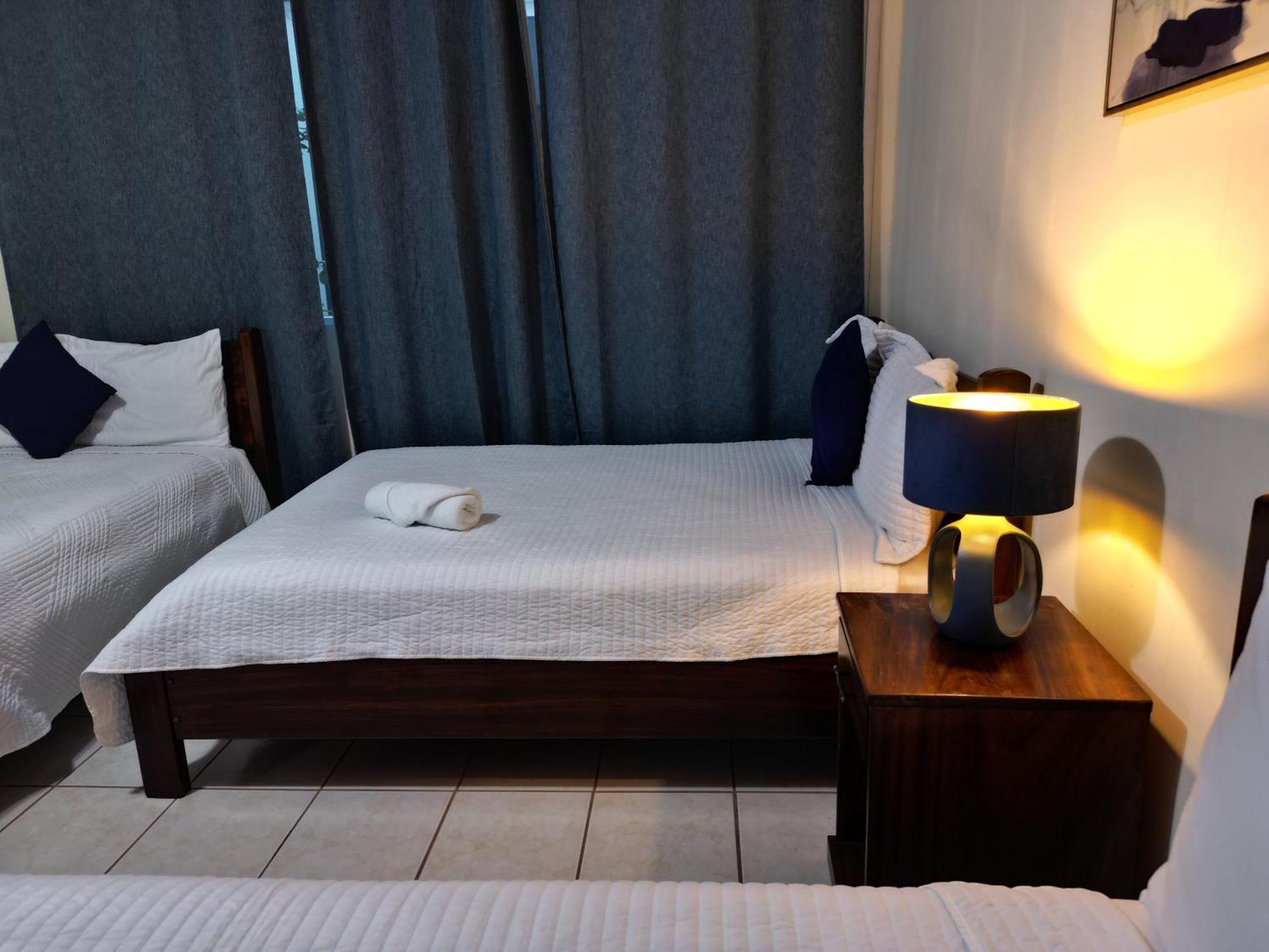 Hotel Suenos サンサルバドル エクステリア 写真