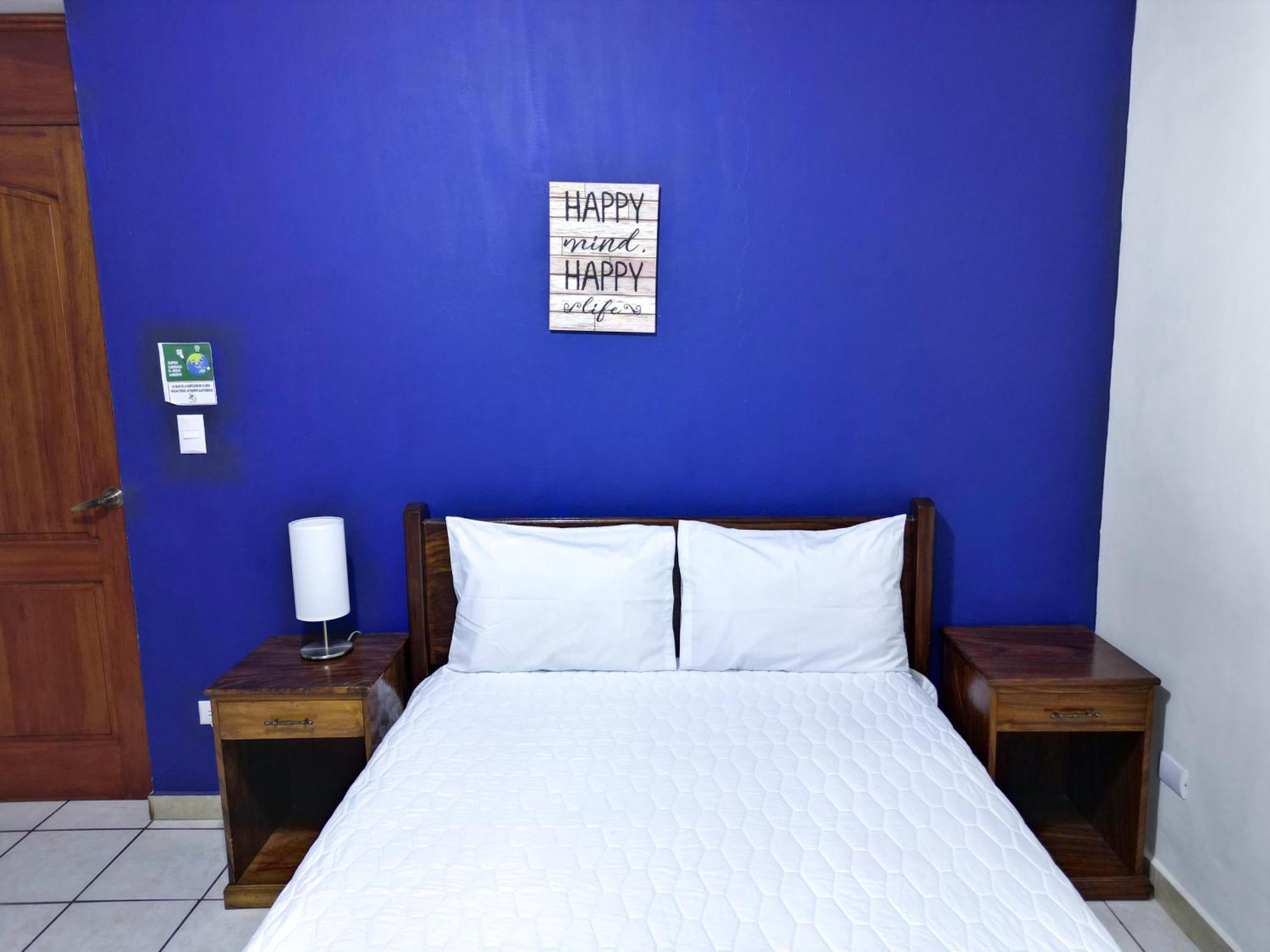 Hotel Suenos サンサルバドル エクステリア 写真