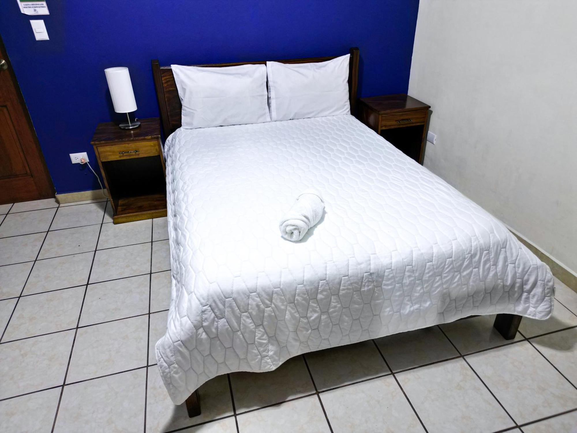Hotel Suenos サンサルバドル エクステリア 写真